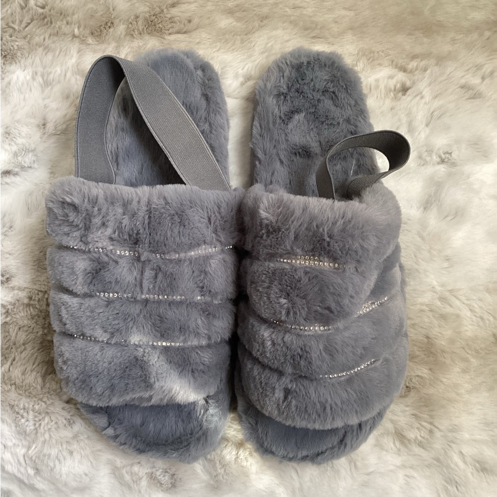 Lemonade Honeybear Crystal Fluffy Grey Sandal Slippers, NIB